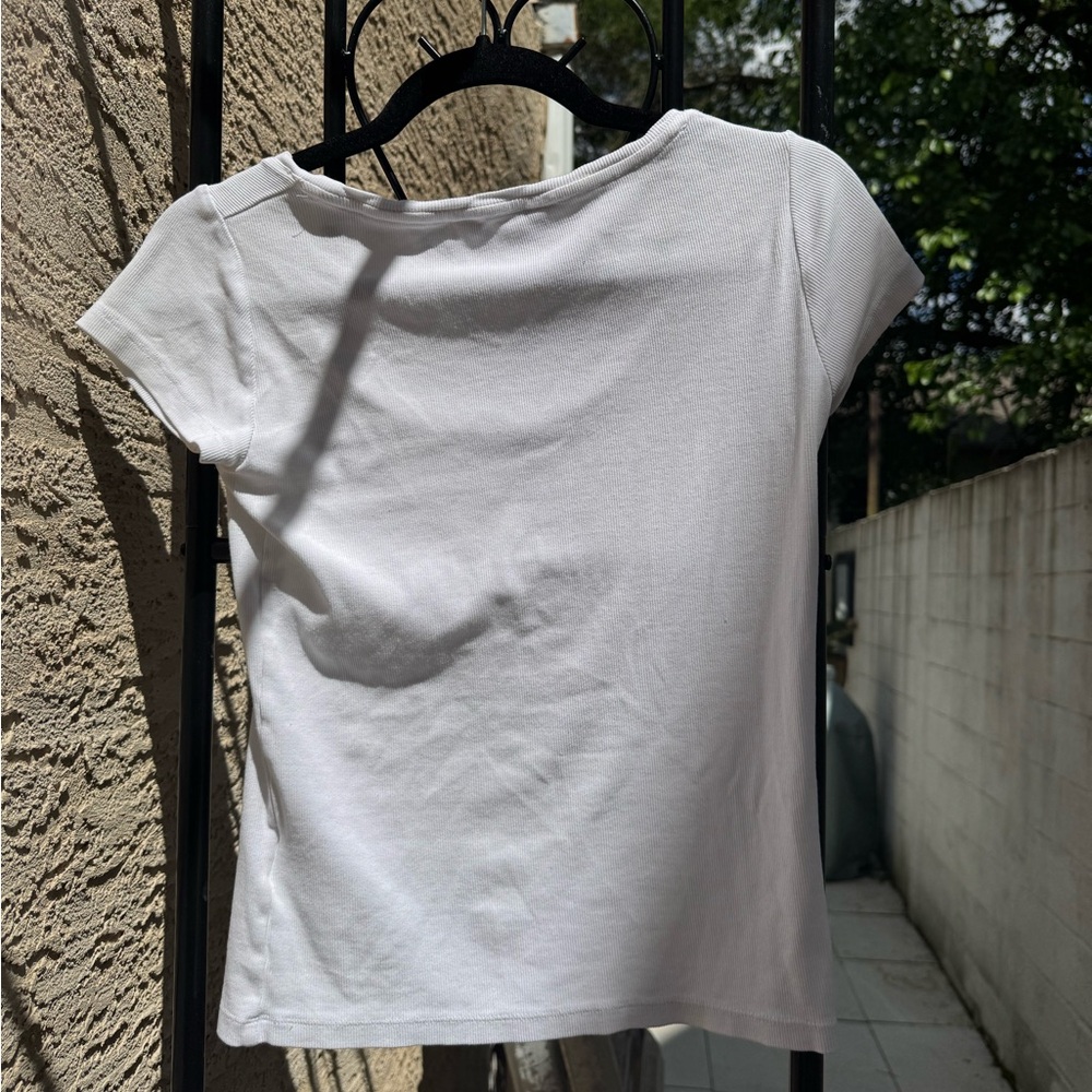 Club Monaco White Fitted Cap Sleeve Tee